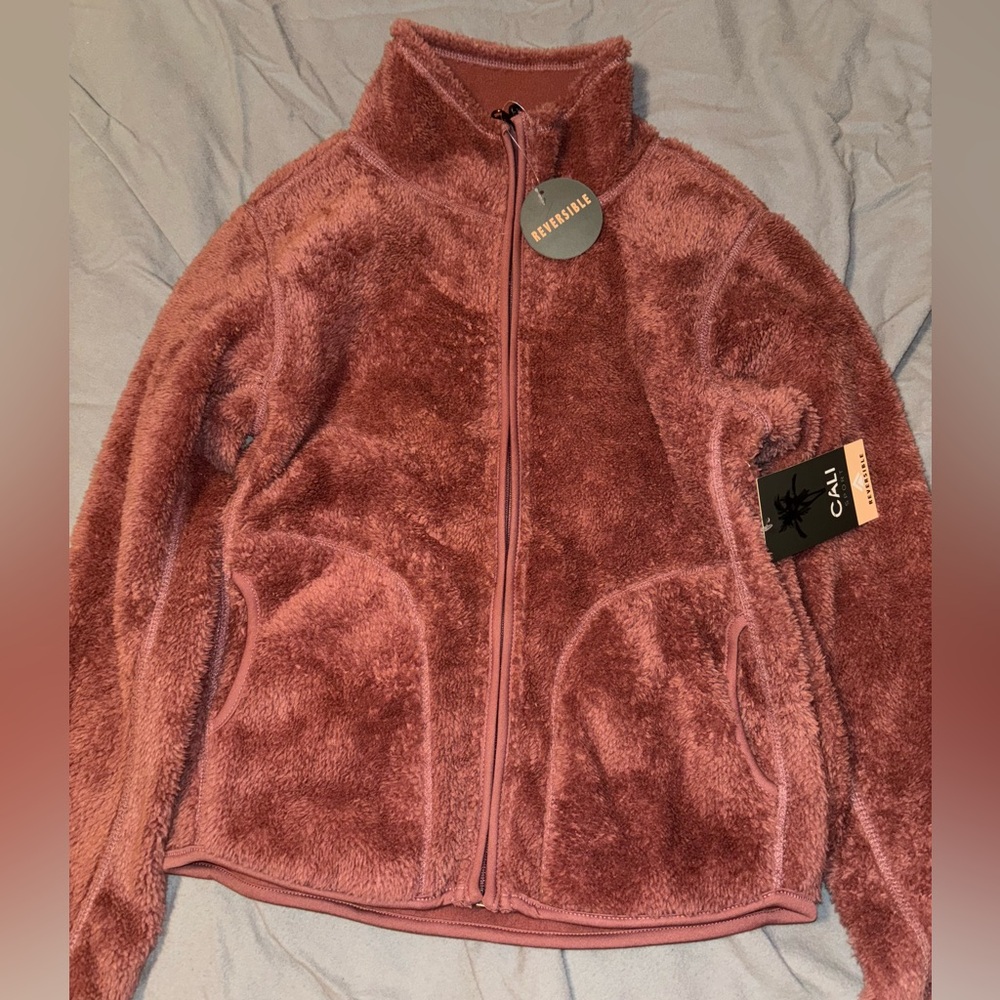never worn tags still on pink sherpa zip up jacket